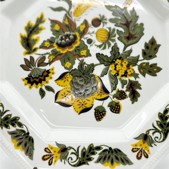 Vintage Johnson Brothers Heritage Persian Garden Ironstone China Dinner Plate - Picture 9 of 12